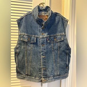 Vintage Levi’s denim vest, men’s XL